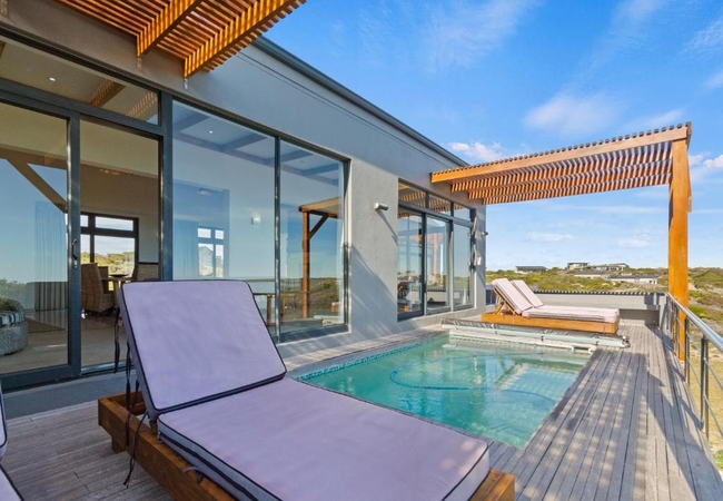 Romansbaai Moksha on the Sea