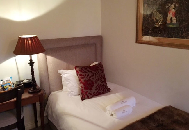 Petite Single Room
