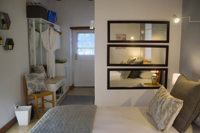 Basic Twin Cosy Bedroom