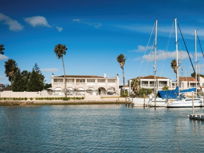 Russells on the Port