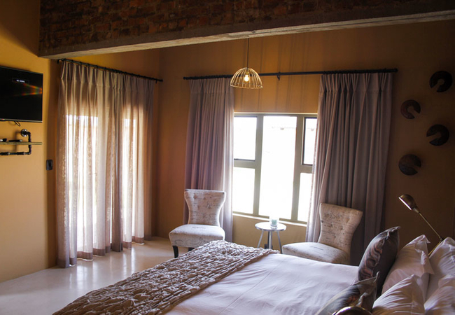 Standard Luxury Suites