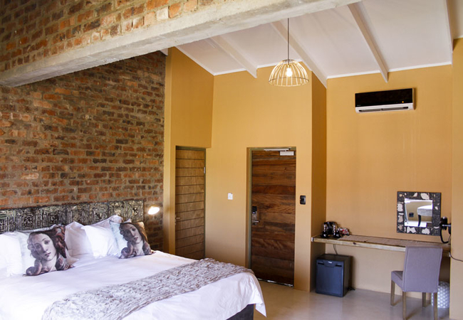 Standard Luxury Suites