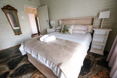One-bedroom 6-sleeper