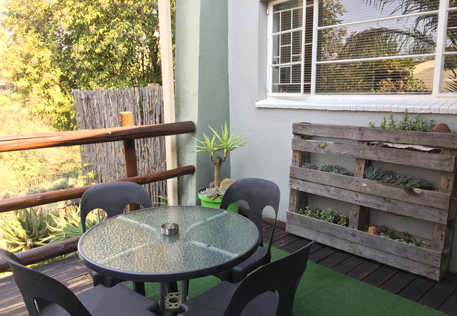 Apartment A - Patio with Braai facilities 