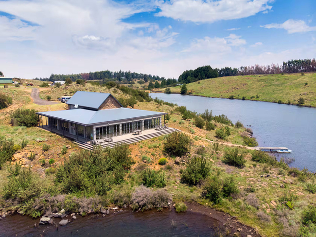 Safire Lodge