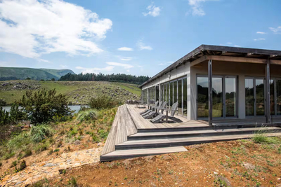 Safire Lodge