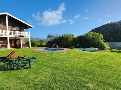 Salt River Lodge