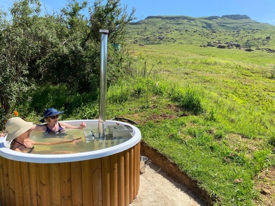 Sani Lodge & Cottages