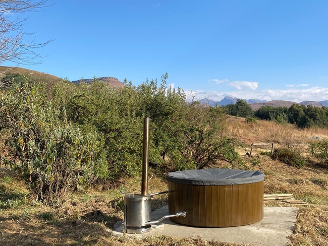 Woodpecker Mountain View with Hot Tub