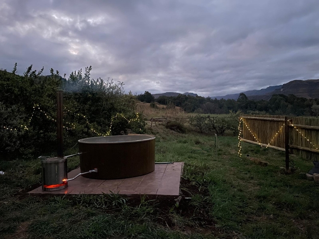 Woodpecker Mountain View with Hot Tub