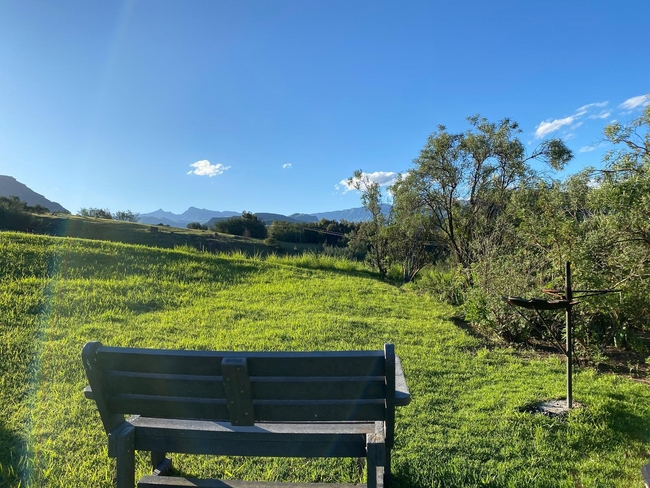 Honeyguide Mountain View with Hot Tub