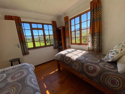 Honeyguide Mountain View with Hot Tub