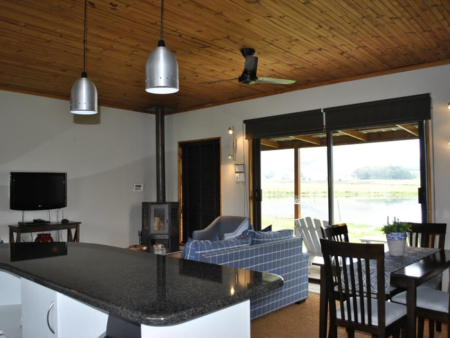 Early Mist Lodge (Private Jacuzzi)