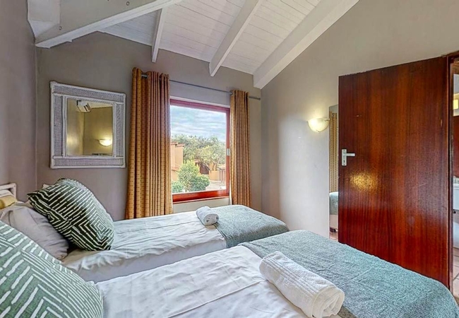 San Lameer Villa 1925