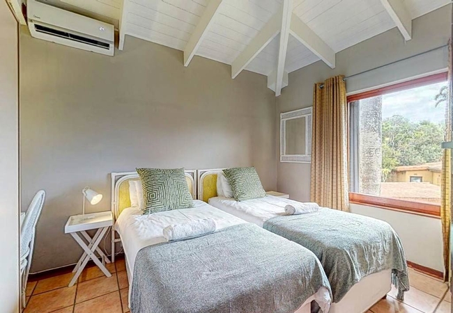 San Lameer Villa 1925