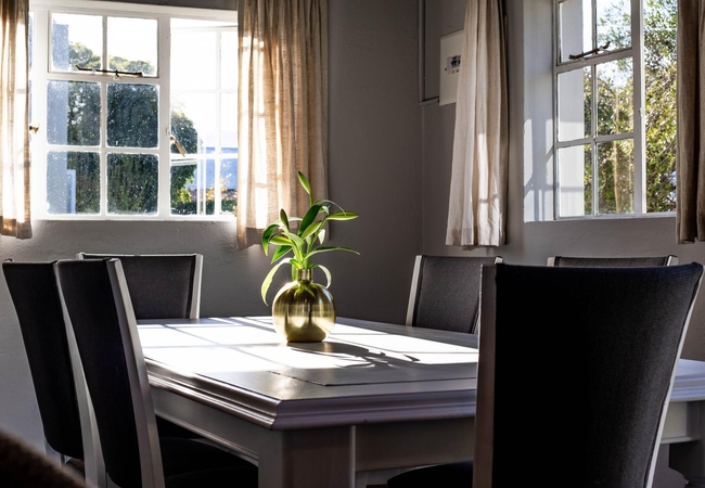 2 Bedroom Cottage Sharing Bathroom -3 pax