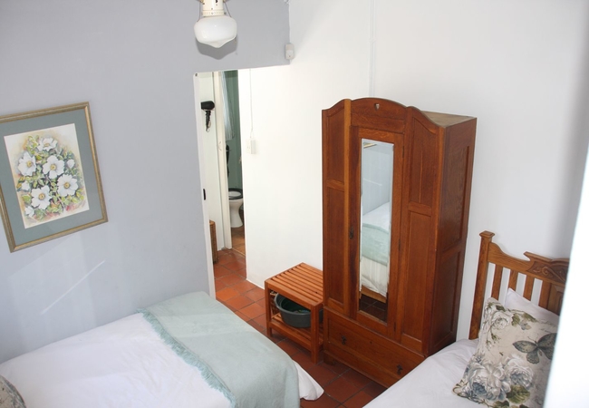 Unit 1 - Seagulls Nest Flat