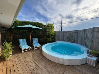 Sea Salt Cottage