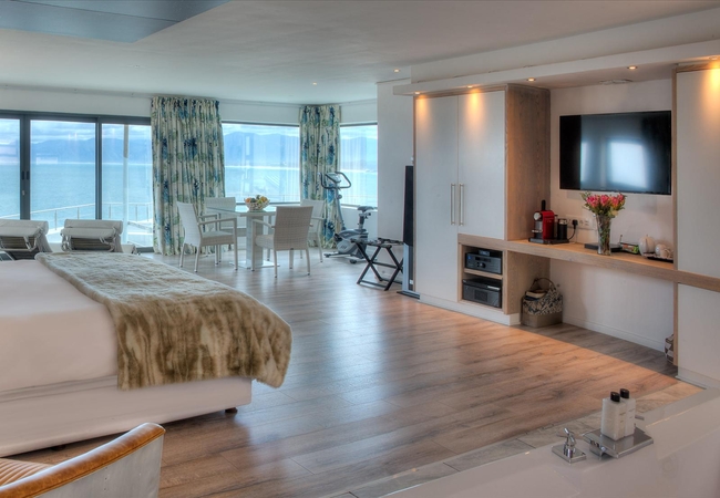 Sea Facing Penthouse Suite