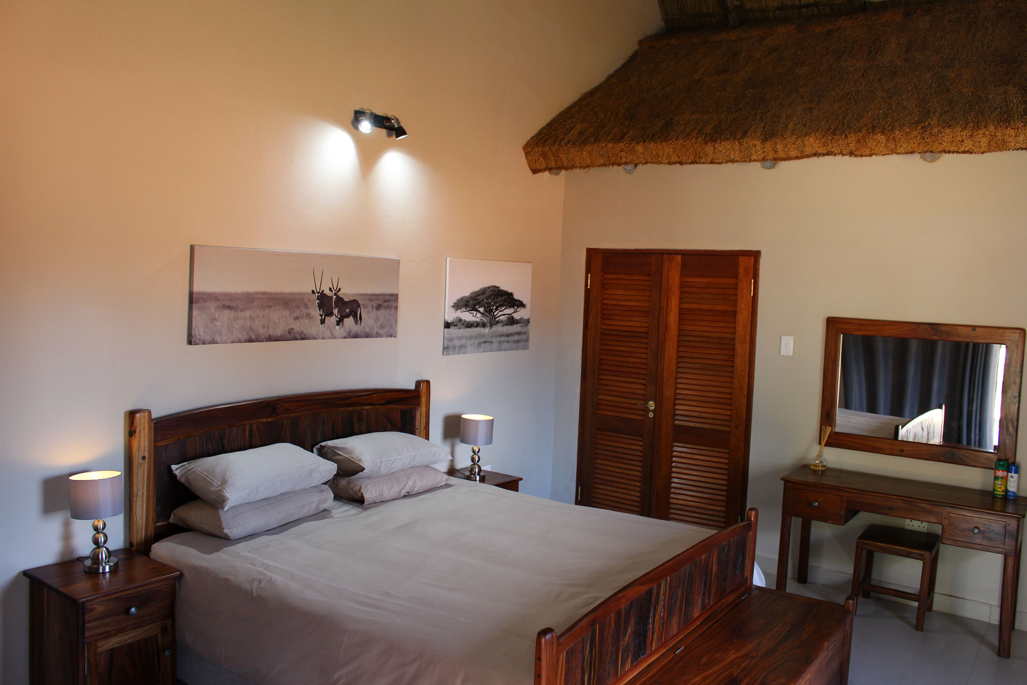 Chalets 6 & 7 (King Chalets)