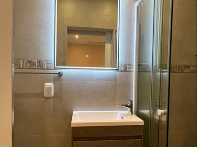 Deluxe Queen Room with Balcony