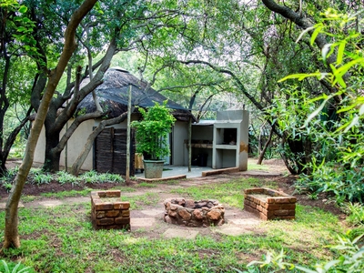 Akulala Romantic Couple Chalet