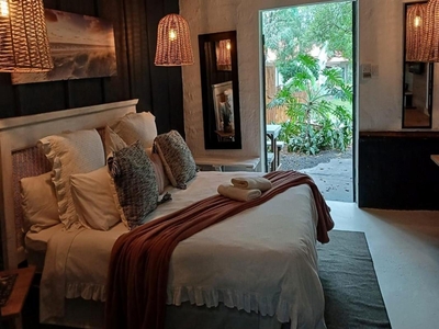 Garden Suite 1