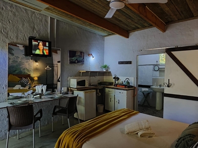 Garden Suite 3