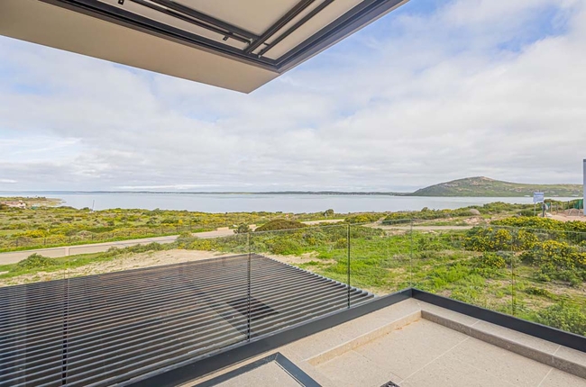 The Executive Villa with Lagoon View (Wood Fired Hot Tub 