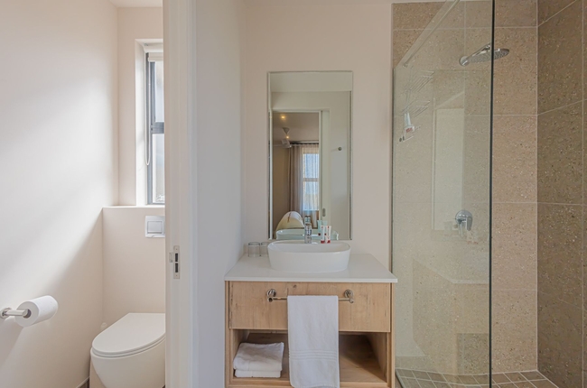 Deluxe Villa With Lagoon View (Wood Fired Hot Tub) 