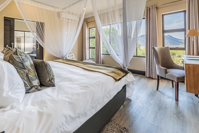 Executive Suite with Pool