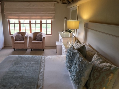 ONE OPEN PLAN CHALET - SASHA