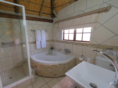 ONE OPEN PLAN CHALET - SASHA