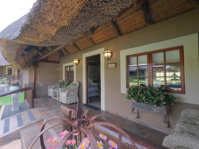 ONE OPEN PLAN CHALET - SASHA