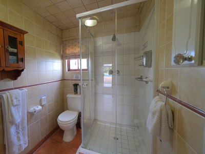 ONE OPEN PLAN CHALET - TEMBE