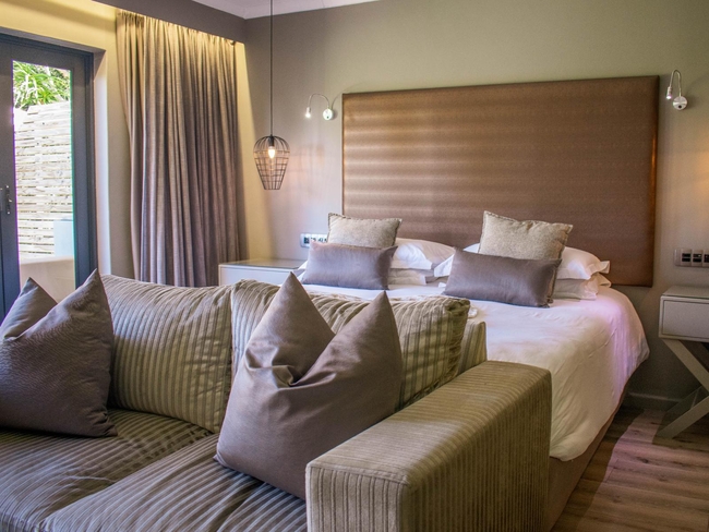 Luxury Garden Suites 1, 2 