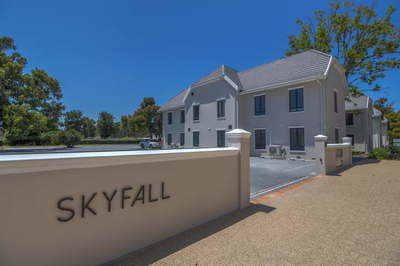 Skyfall Loft 201