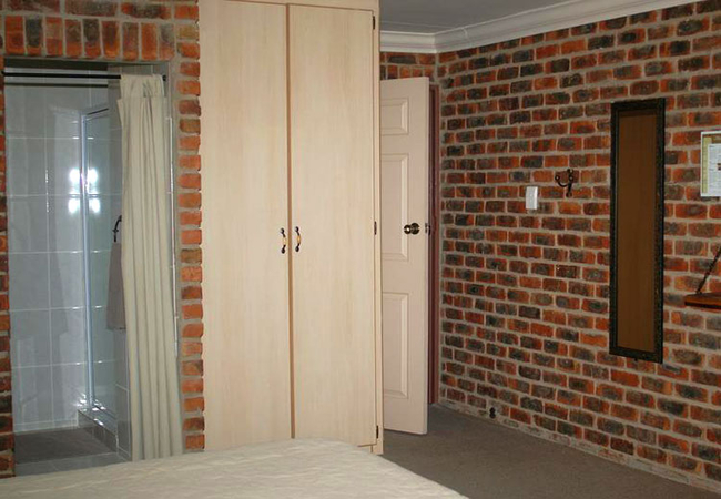 Spacious Luxury Rooms