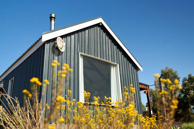 Smitten Cottage