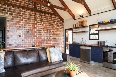 Smitten Cottage
