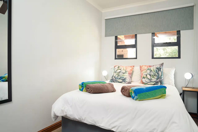 Smitten Cottage