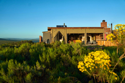 Smitten Glamping