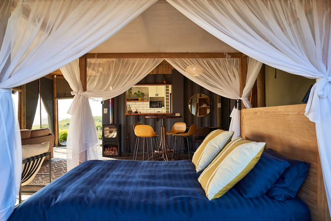 Smitten Glamping