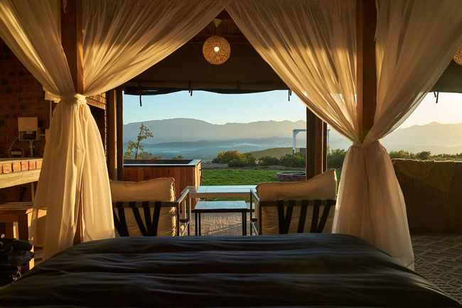 Smitten Glamping