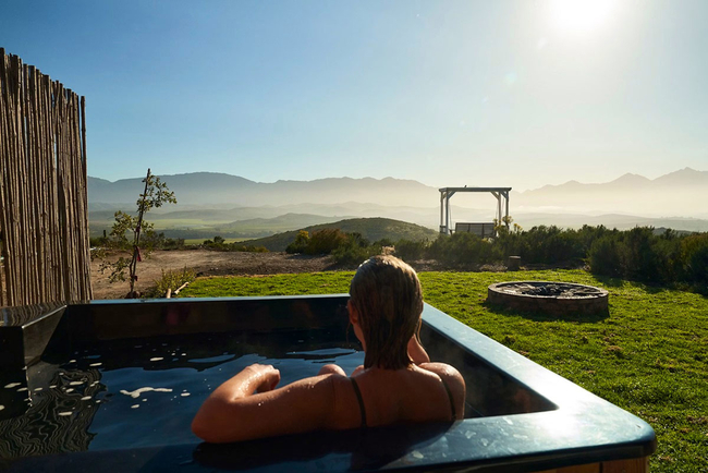 Smitten Glamping