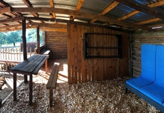 Splashy Fen Log Cabin and Campsite