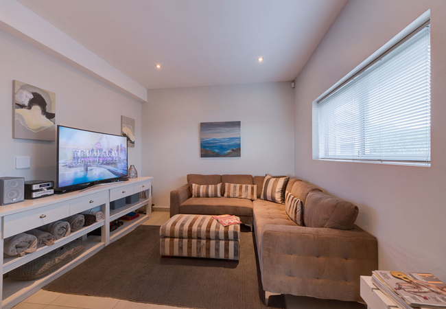 Stanford\'s Cove Villa Two