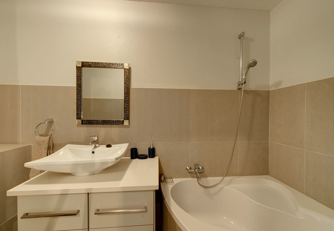 Stanford\'s Cove Villa Two