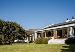Stanford Valley Country Lodge