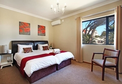 Mandelas Gold 2 Bedroom Apartment